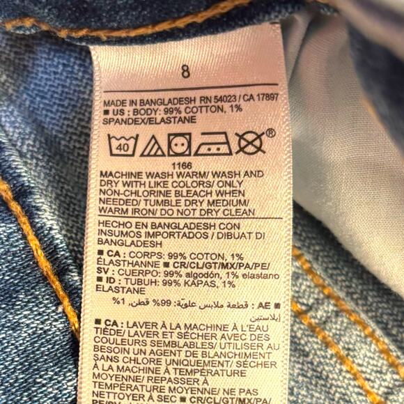 Old Navy Higher High-Rise Sky-High Cut-off Shorts Size 8 - Secret Smooth Pockets - Picture 5 of 7